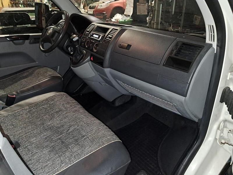 Begagnad VW T5 131 HK (96 kW) 2007 Van