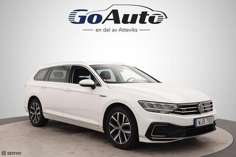 Vit Begagnad 2022 VW Passat GTE Kombi | 279 500 kr (Lite dyr) - Bild 1/1