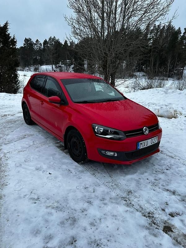 Begagnad VW Polo 90 HK (66 kW) 2013 Halvkombi