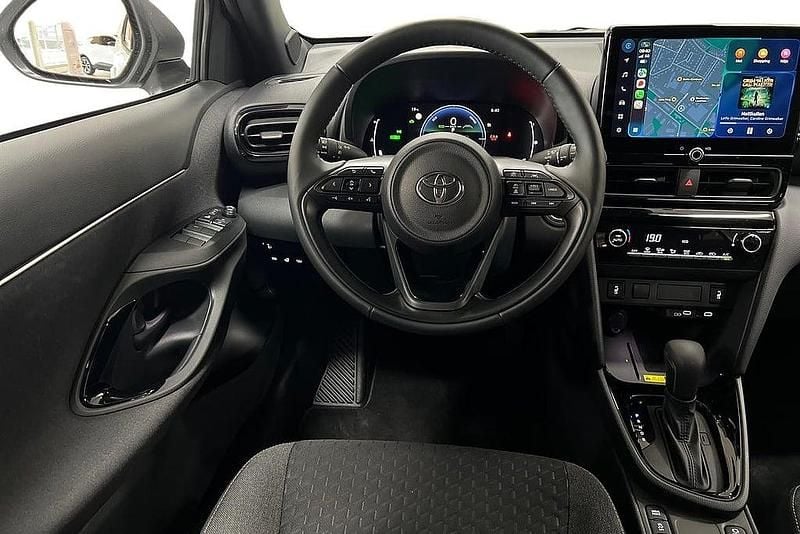 Ny Toyota Yaris Cross Active 92 HK (67 kW) 2025 Vit SUV