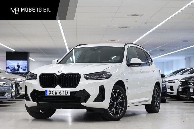 Vit Begagnad 2021 BMW X3 M Sport SUV | 449 900 kr (Marknadspris) - Bild 1/3