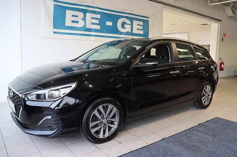 Svart Begagnad 2018 Hyundai i30 Kombi | 109 000 kr (Superpris) - Bild 1/4
