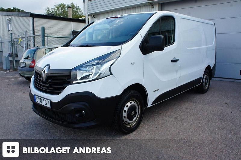 Vit Begagnad 2016 Renault Trafic Van | 74 900 kr (Lite dyr) - Bild 1/4