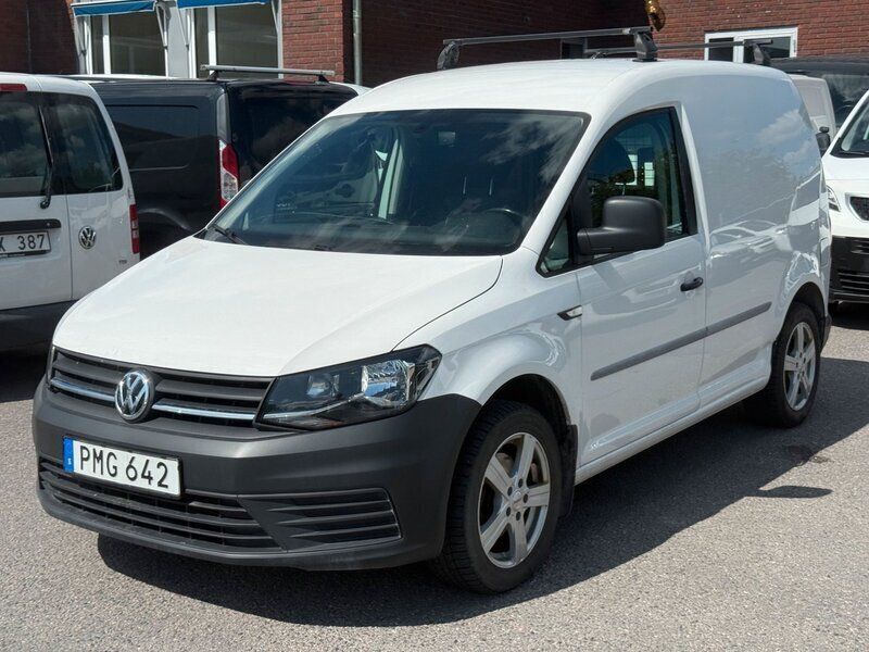Vit Begagnad 2017 VW Caddy Minibuss | 89 000 kr (Superpris) - Bild 1/4