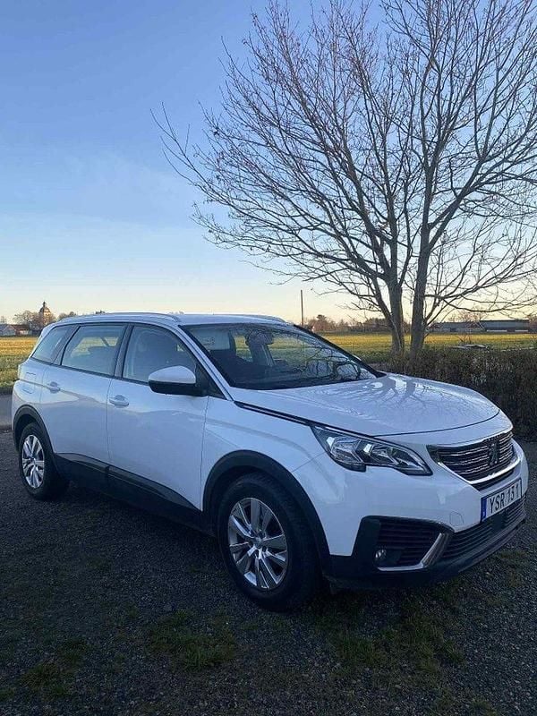 Begagnad 2017 Peugeot 5008 SUV | 197 000 kr (Marknadspris) - Bild 1/4