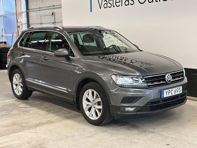 Silver (indiumgrå metallic) Begagnad 2018 VW Tiguan SUV | 239 900 kr (Bra pris) - Bild 1/3