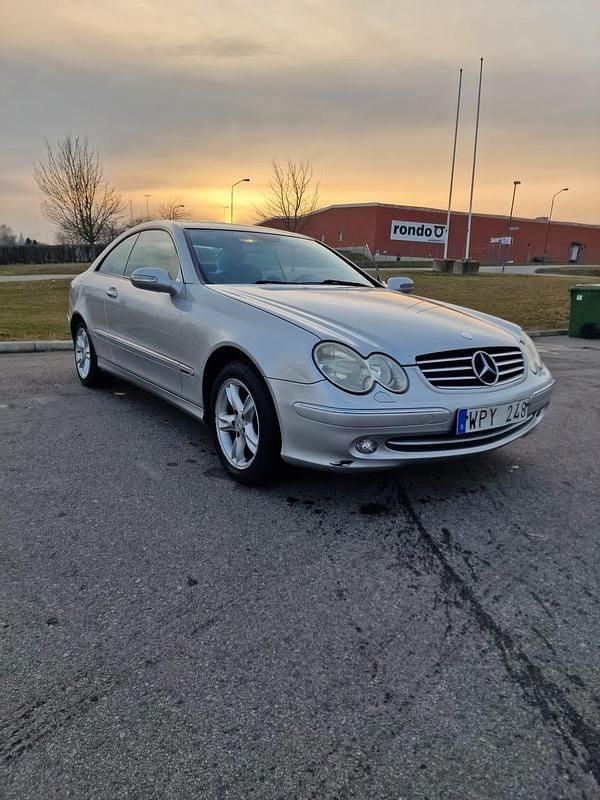 Begagnad Mercedes CLK200 163 HK (119 kW) 2005 Sportkupé
