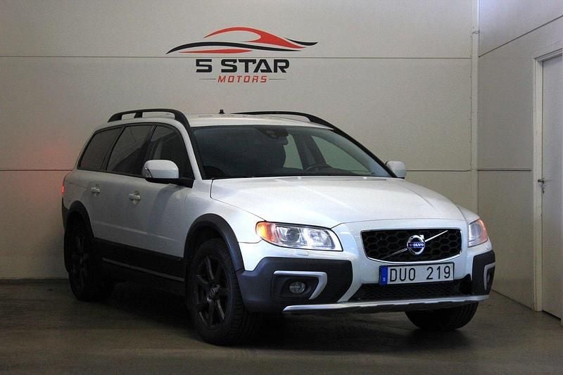 Vit Begagnad 2014 Volvo XC70 SUV | 124 900 kr (Superpris) - Bild 1/4
