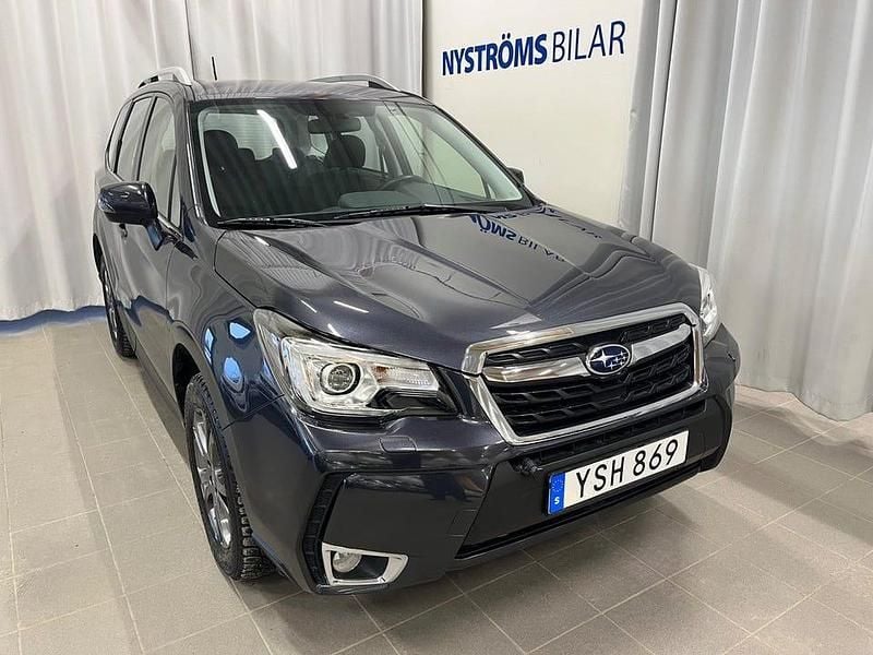 Gråmetallic Begagnad 2017 Subaru Forester SUV | 229 900 kr (Marknadspris) - Bild 1/4