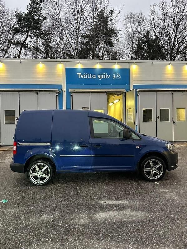 Begagnad 2013 VW Caddy Minibuss | 49 000 kr (Marknadspris) - Bild 1/4