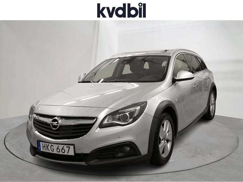 Grå Begagnad 2017 Opel Insignia Country Tourer Kombi | 120 000 kr - Bild 1/3