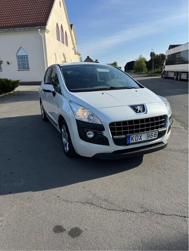 Vit Begagnad 2009 Peugeot 3008 Kombi | 44 000 kr (Bra pris) - Bild 1/3