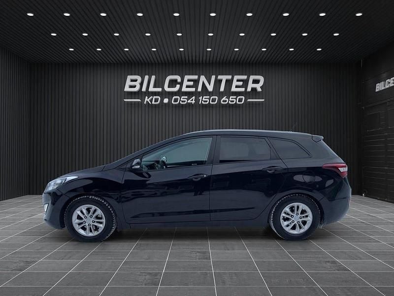 Begagnad Hyundai i30 135 HK (99 kW) 2014 Svart Kombi