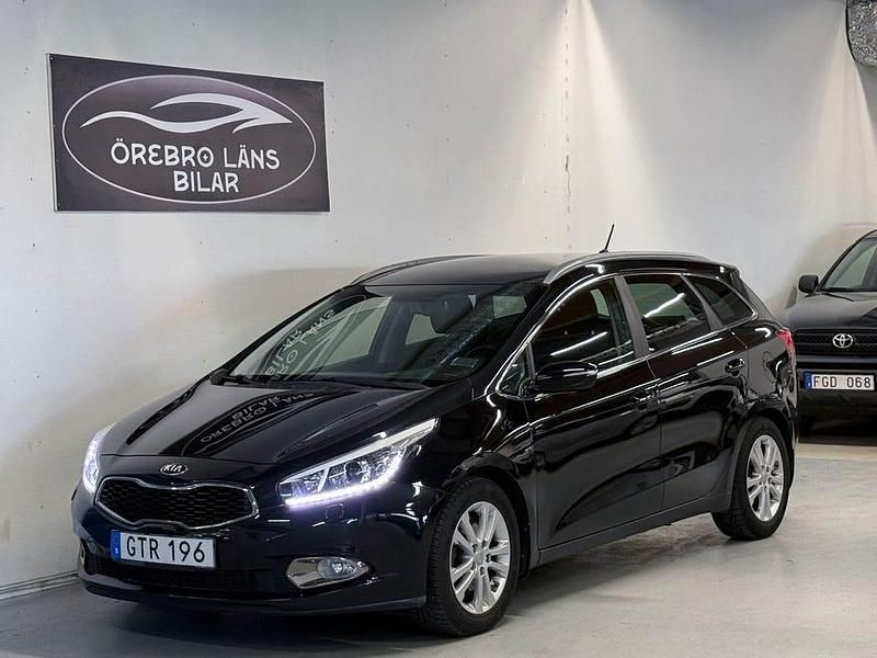 Svart Begagnad 2016 Kia Ceed Sportswagon Kombi | 94 900 kr (Marknadspris) - Bild 1/4