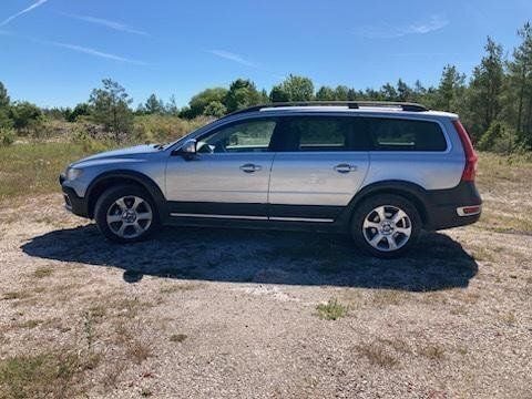Silver Begagnad 2008 Volvo XC70 Summum SUV | 99 900 kr (Bra pris) - Bild 1/4