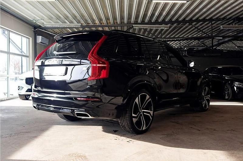 Begagnad Volvo XC90 R-Design 392 HK (288 kW) 2021 Svart SUV