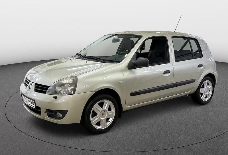 Grön Begagnad 2007 Renault Clio II SE | 37 900 kr (Marknadspris) - Bild 1/4