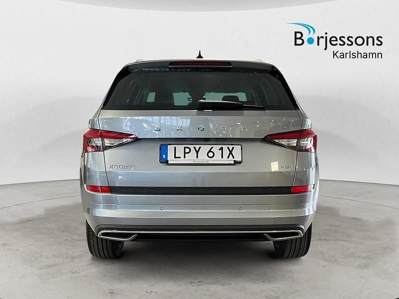 Begagnad Skoda Kodiaq LAURIN & KLEMENT 203 HK (149 kW) 2021 Grå SUV