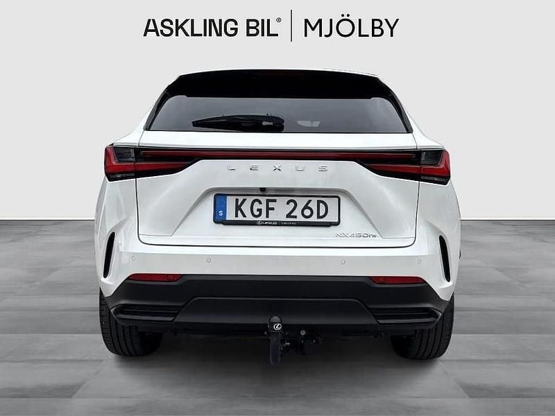 Begagnad Lexus NX450h+ Luxury Line 309 HK (227 kW) 2023 Vit SUV