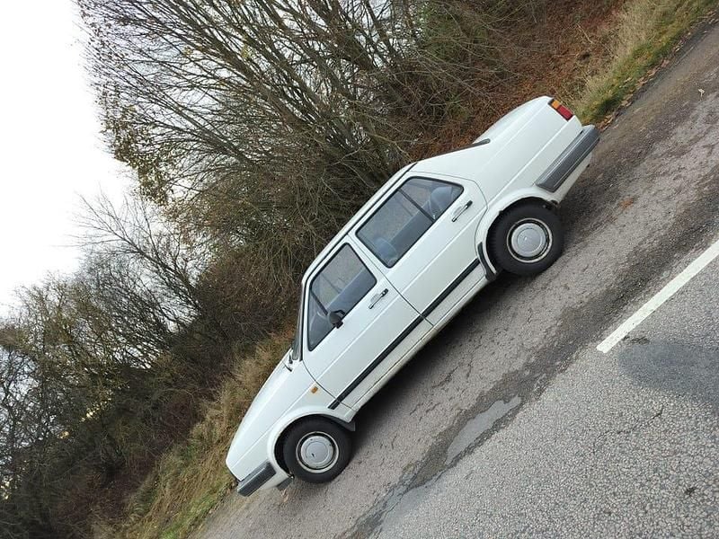 Begagnad VW Jetta 75 HK (55 kW) 1987 Sedan