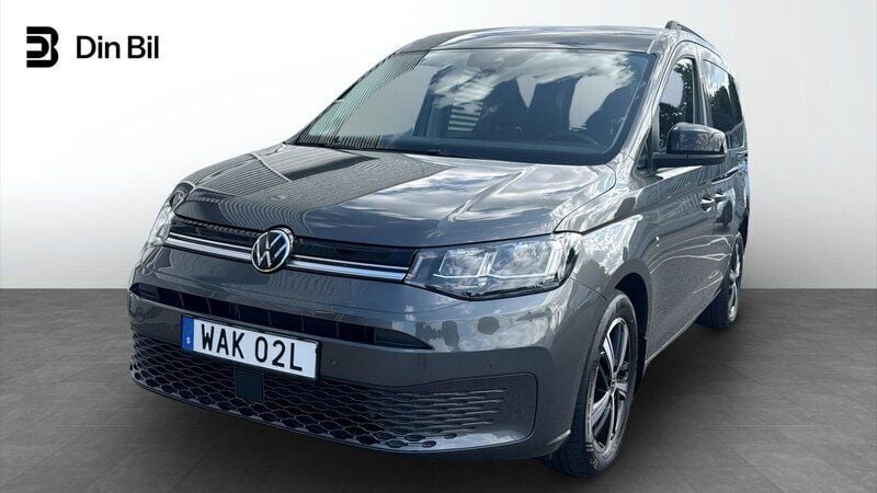 Grå Begagnad 2023 VW Caddy Life Minibuss | 349 900 kr (Marknadspris) - Bild 1/4