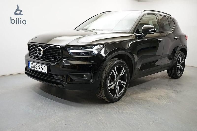 Begagnad Volvo XC40 R-Design 151 HK (111 kW) 2018 Svart SUV