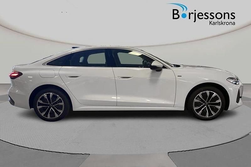 Ny Audi A5 Proline 303 HK (222 kW) 2025 Vit Sedan