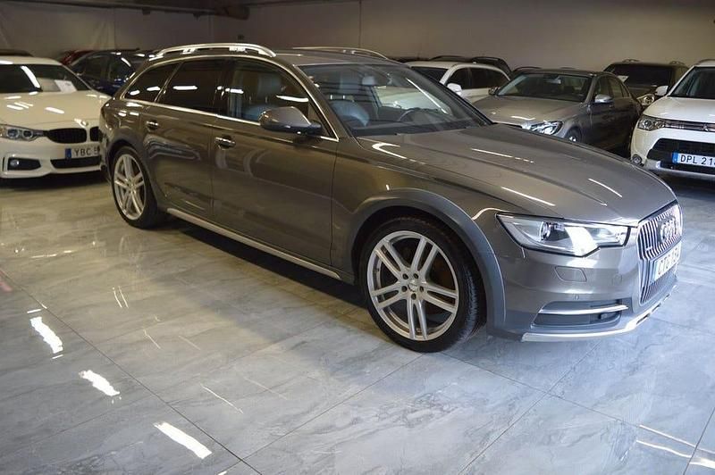 Begagnad Audi A6 Allroad 204 HK (150 kW) 2014 Grå Kombi