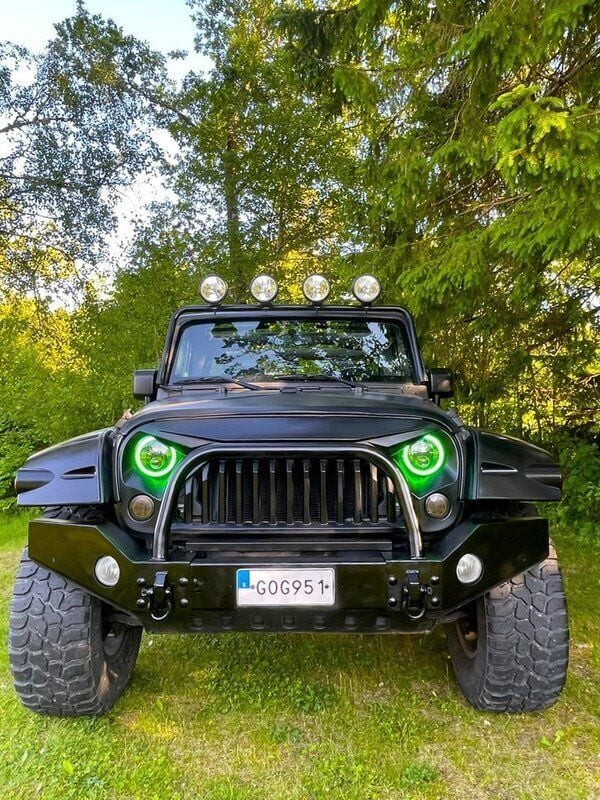 Svart Begagnad 2008 Jeep Wrangler Unlimited SUV | 285 000 kr (Dyr) - Bild 1/4