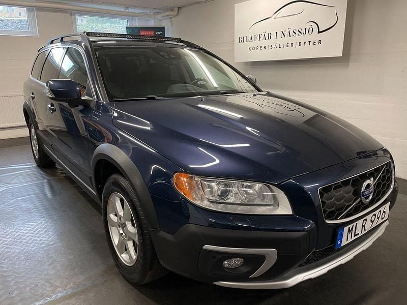 Blå Begagnad 2014 Volvo XC70 Momentum SUV | 107 900 kr (Bra pris) - Bild 1/4