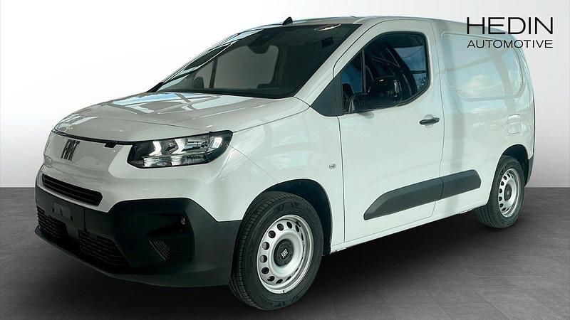 Vit (white) Ny 2025 Fiat Doblò Minibuss | 328 625 kr - Bild 1/4