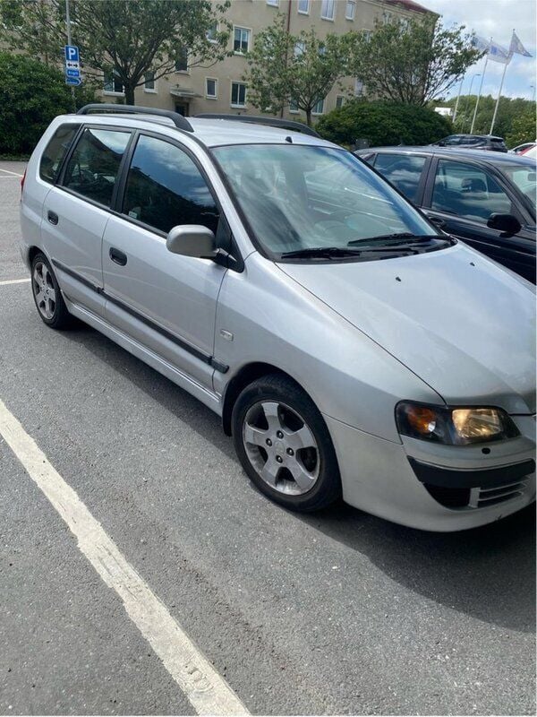 Silver Begagnad 2004 Mitsubishi Space Star Kombi | 28 000 kr (Marknadspris) - Bild 1/2