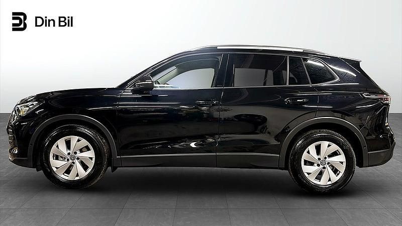 Begagnad VW Tiguan 150 HK (110 kW) 2024 Svart SUV