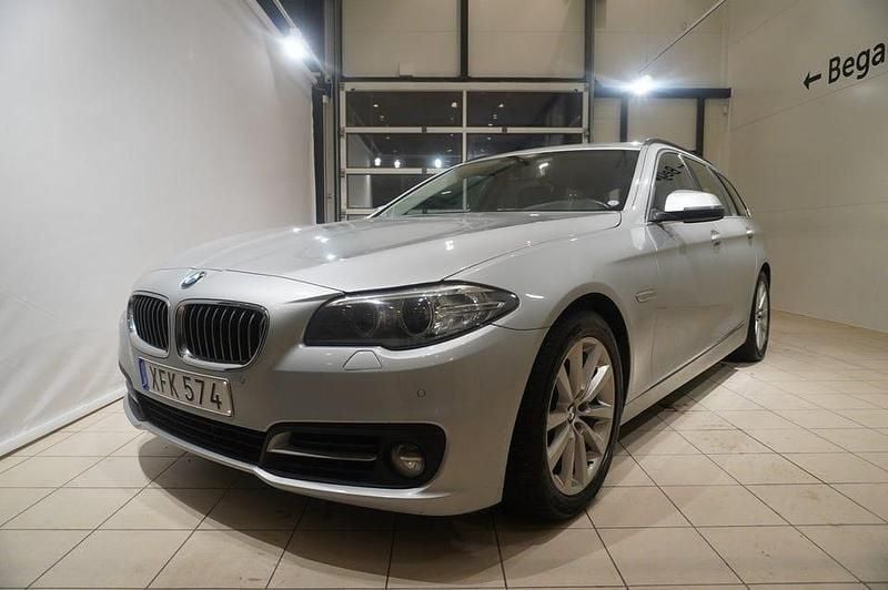 Begagnad BMW 520 190 HK (139 kW) 2016 Silver Kombi