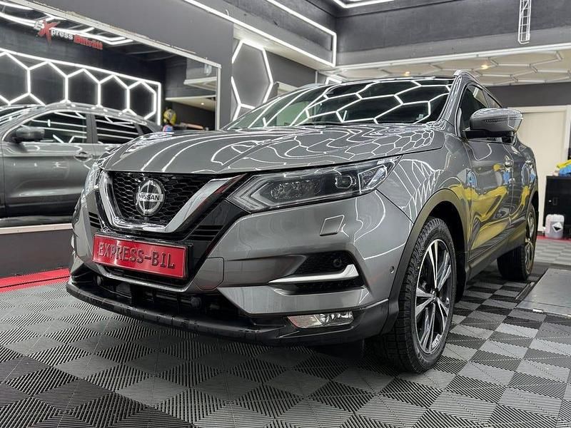 Grå Begagnad 2018 Nissan Qashqai SUV | 189 000 kr (Lite dyr) - Bild 1/4