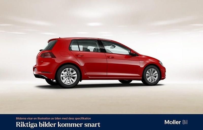 Begagnad VW Golf VII 131 HK (96 kW) 2019 Tornado red