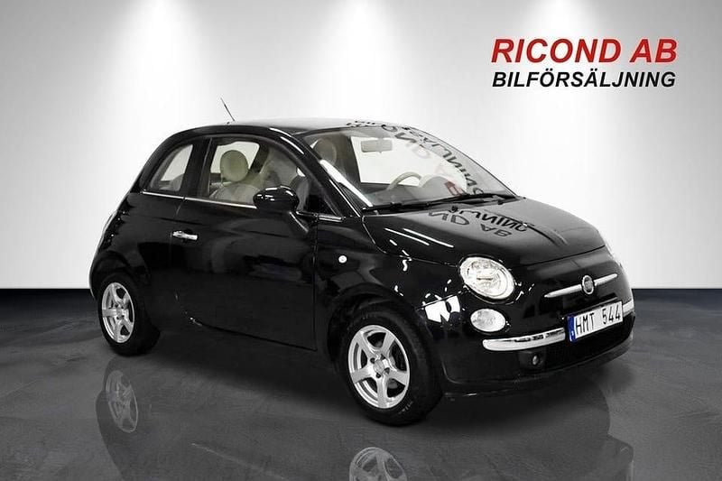 Svart Begagnad 2008 Fiat 500 Lounge Halvkombi | 49 900 kr (Marknadspris) - Bild 1/4
