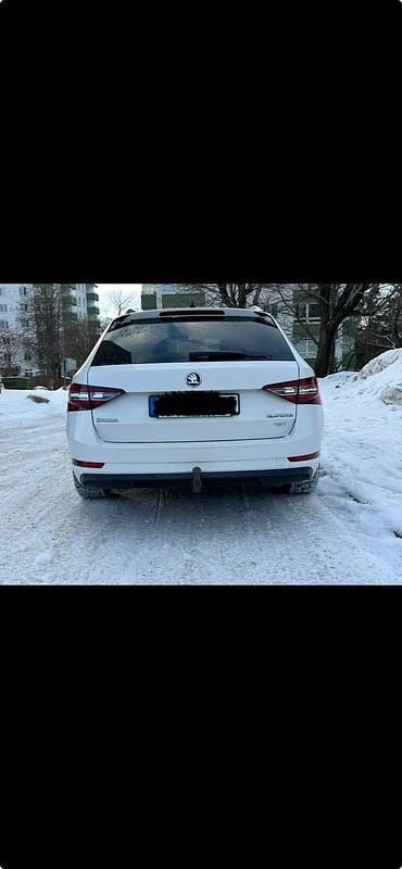 Begagnad Skoda Superb 190 HK (139 kW) 2018 Kombi