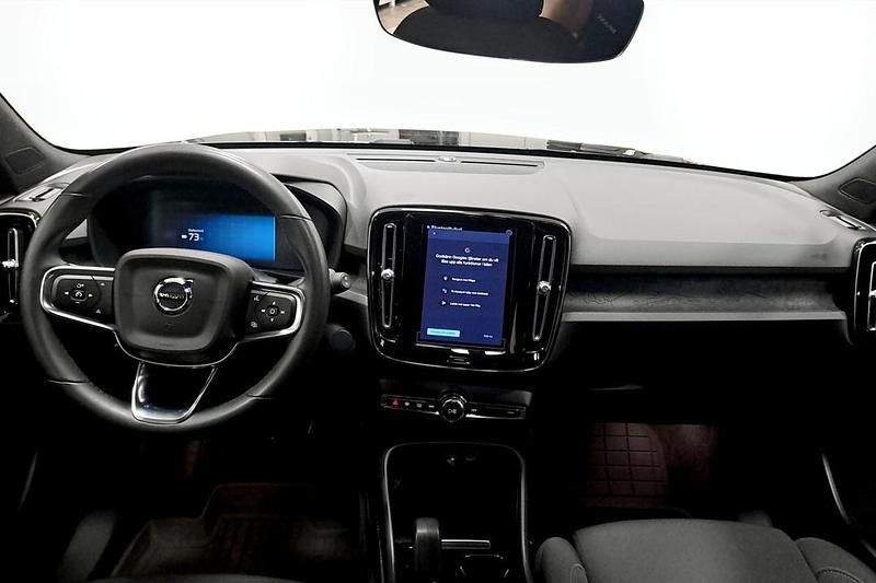 Begagnad Volvo XC40 Single Motor 175 kW (238 HK) 2023 Svart SUV
