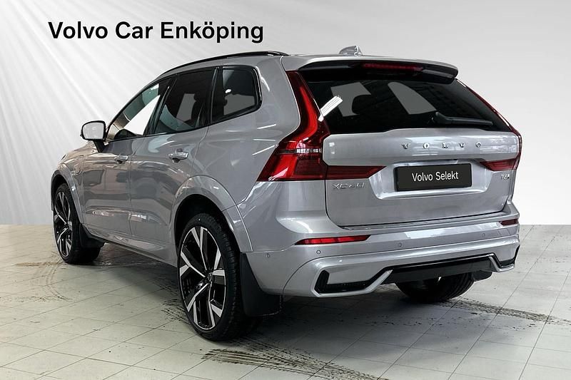 Begagnad Volvo XC60 350 HK (257 kW) 2025 Silver SUV