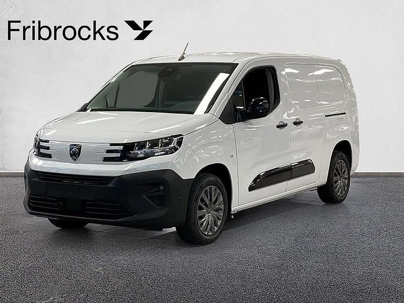 Vit Ny 2025 Peugeot Partner Minibuss | 375 000 kr (Marknadspris) - Bild 1/4
