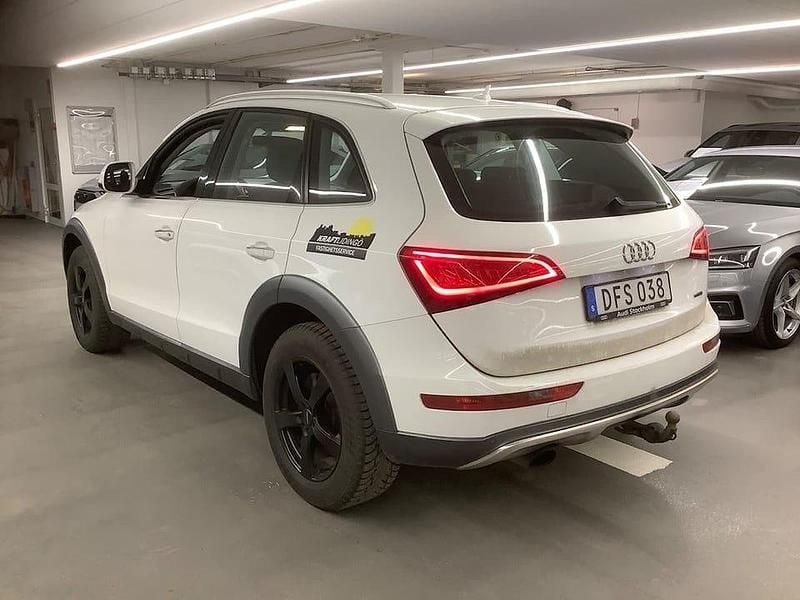Begagnad Audi Q5 Design 190 HK (139 kW) 2016 Vit SUV