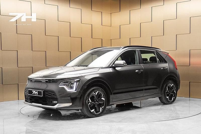 Begagnad Kia e-Niro 150 kW (204 HK) 2022 Grå SUV