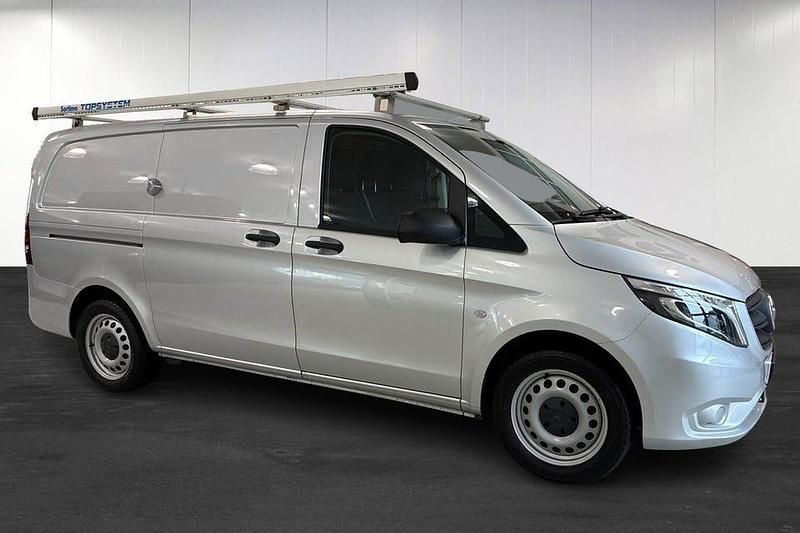 Begagnad Mercedes Vito 163 HK (119 kW) 2022 Silver Van