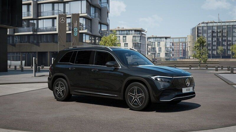 Svart Ny 2024 Mercedes EQB250+ Advanced SUV | 595 800 kr - Bild 1/4