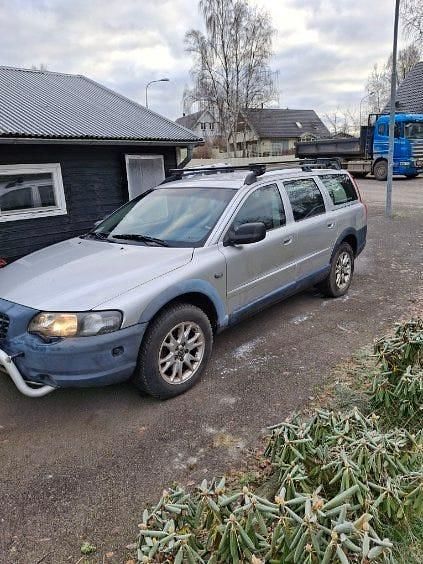 Begagnad 2001 Volvo XC70 Kombi | 22 000 kr (Marknadspris) - Bild 1/4