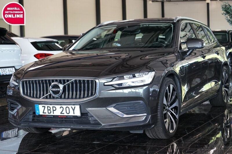 Mörkgrå (grå) Begagnad 2022 Volvo V60 Inscription Kombi | 284 500 kr (Superpris) - Bild 1/4