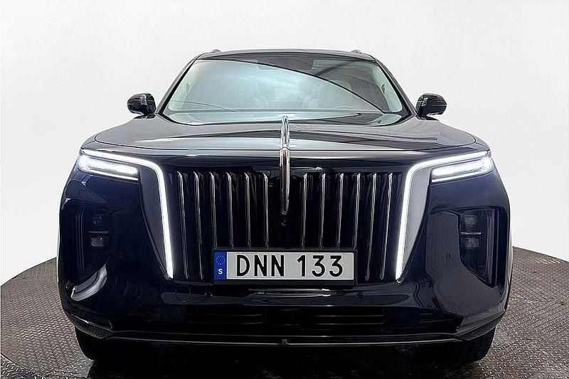 Begagnad Hongqi E-HS9 405 kW (551 HK) 2022 Svart SUV
