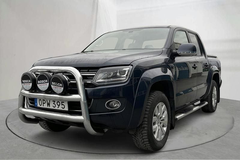 Mörkblå Begagnad 2015 VW Amarok Highline Pickup | 130 000 kr (Superpris) - Bild 1/4
