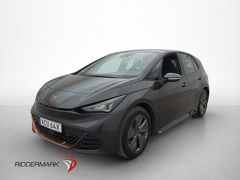 Begagnad Cupra Born 169 kW (231 HK) 2023 Grå Halvkombi